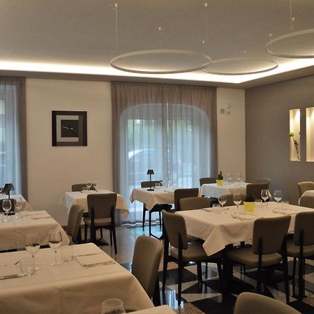 Albergo Ristorante Da Neni โมรี ภายนอก รูปภาพ