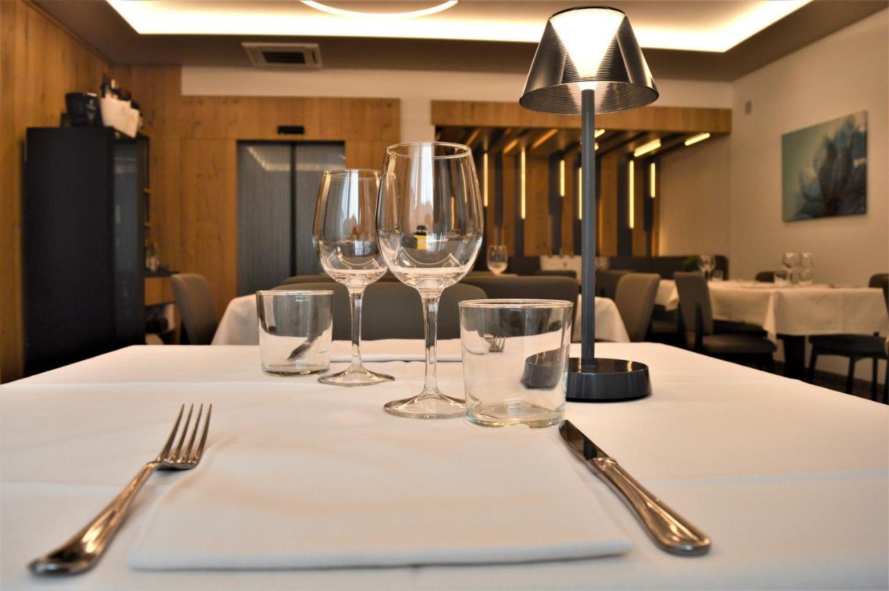 Albergo Ristorante Da Neni โมรี ภายนอก รูปภาพ