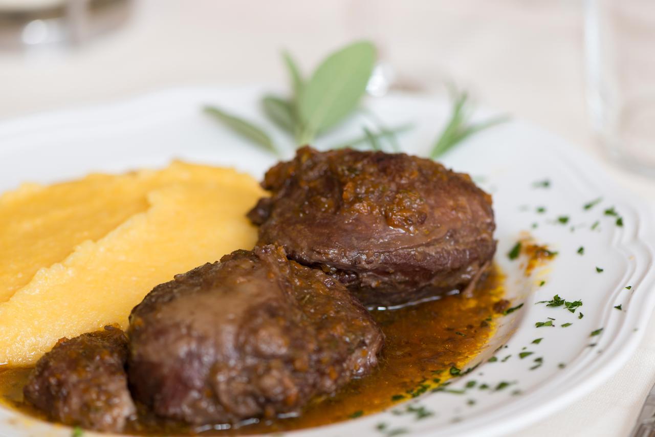 Albergo Ristorante Da Neni โมรี ภายนอก รูปภาพ
